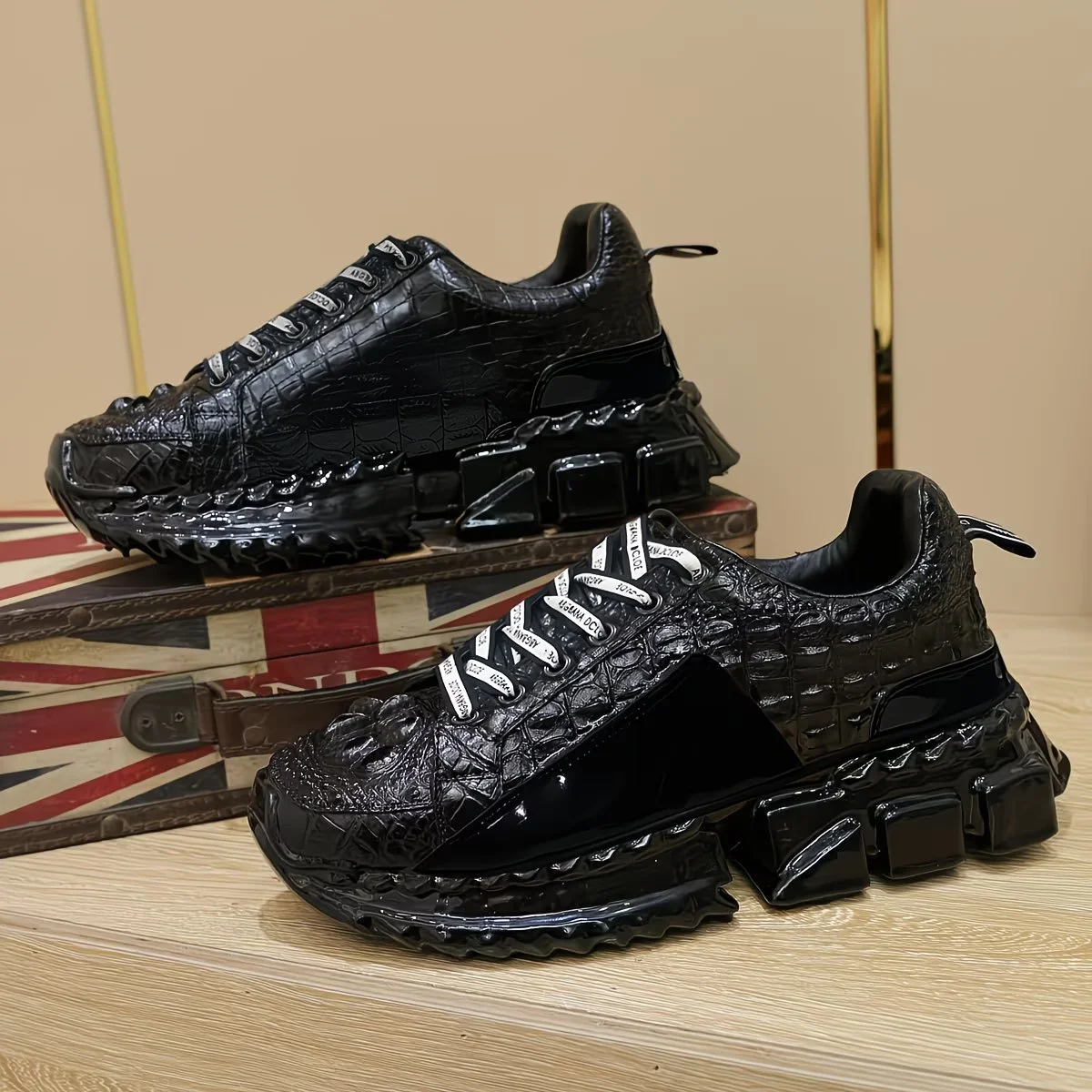 

Новые мужские черные кроссовки 2026 года с узором под крокодила, на массивной толстой подошве, на платформе, модные повседневные спортивные туфли, уличная обувь