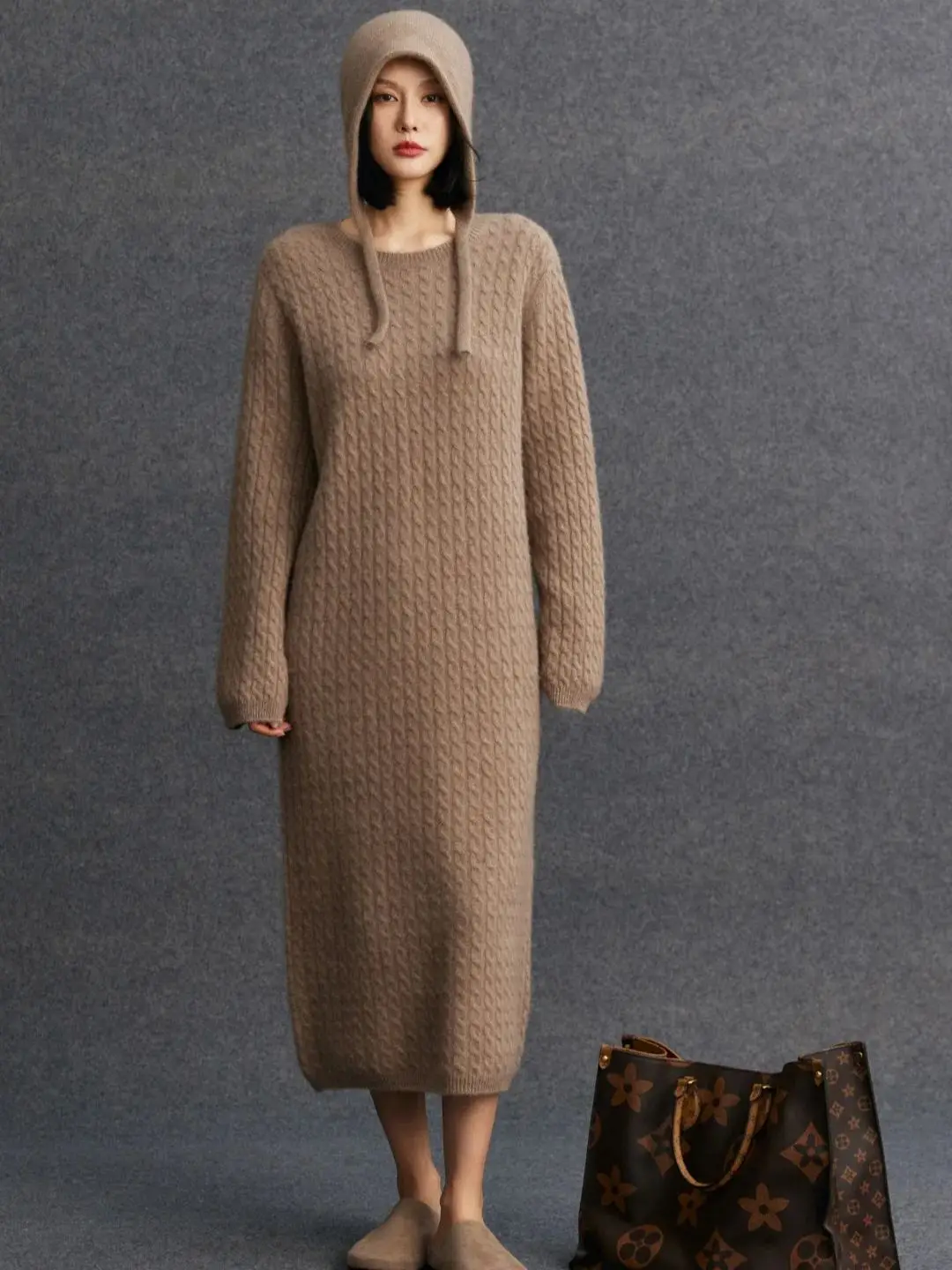 

Luxurious solid color cashmere loose knitted dress