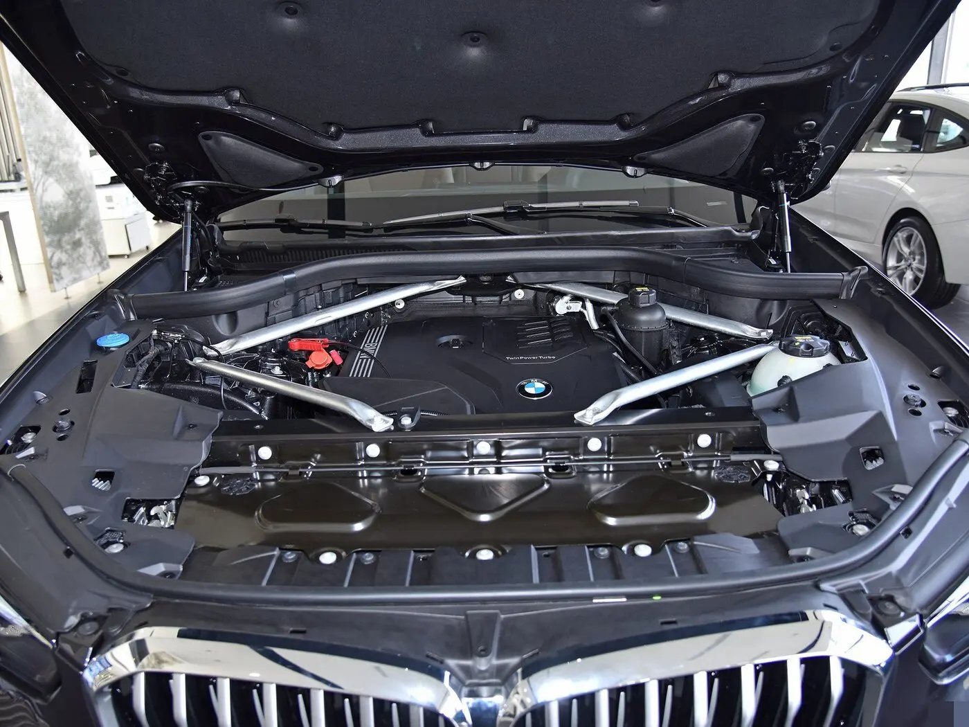 

Комплект из 2 газовых упоров капота (амортизаторов) для BMW X5 (G05/F95) MK4 2018-2024, передние газовые пружины-амортизаторы для подъема капота, газовые прутки-упоры