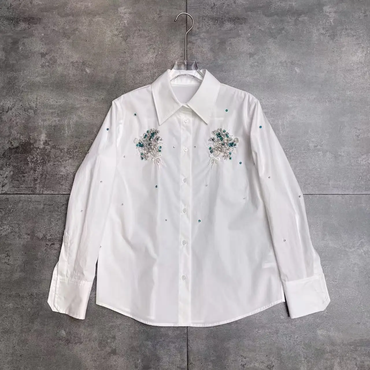 

Elegant long-sleeve loose embroidered heavy handmade beaded shirt