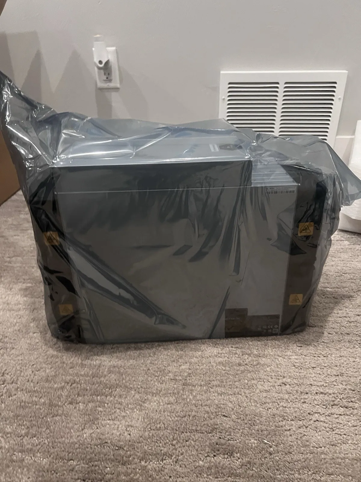 

NEW Bitmain S21 Pro 245Th/s 3675 Watt Bitcoin Miners With Warranty