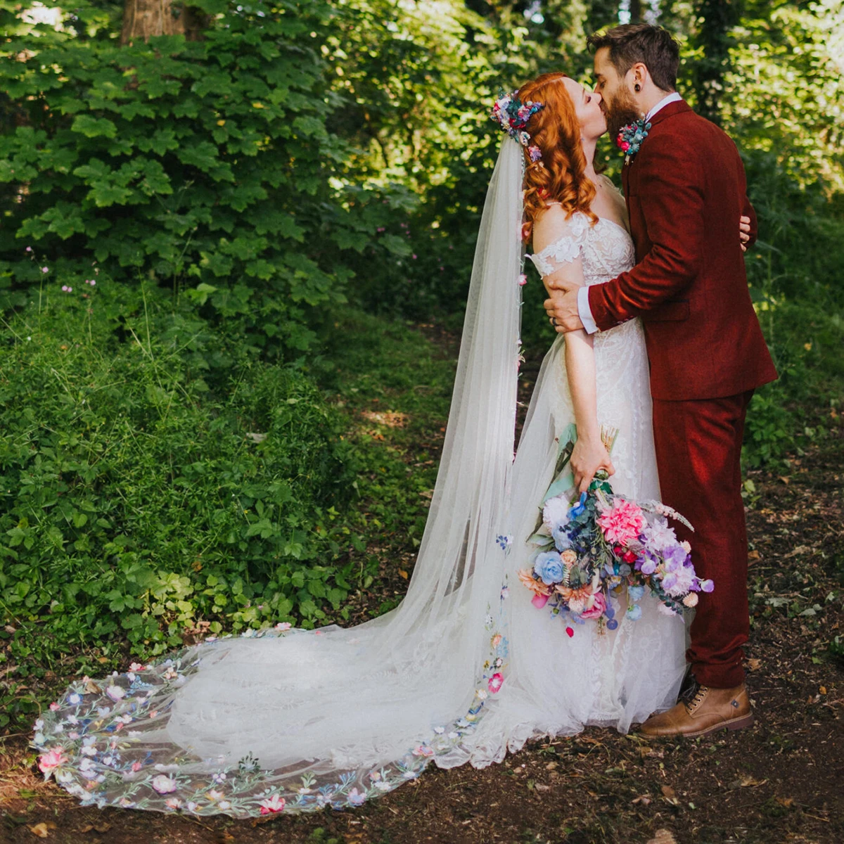 Colourful 3D Wildflower Edge Embroidered Bridal Veil Handmade Customized  Chapel Train Delicate Wedding Veils Headpiece with Comb - AliExpress 320