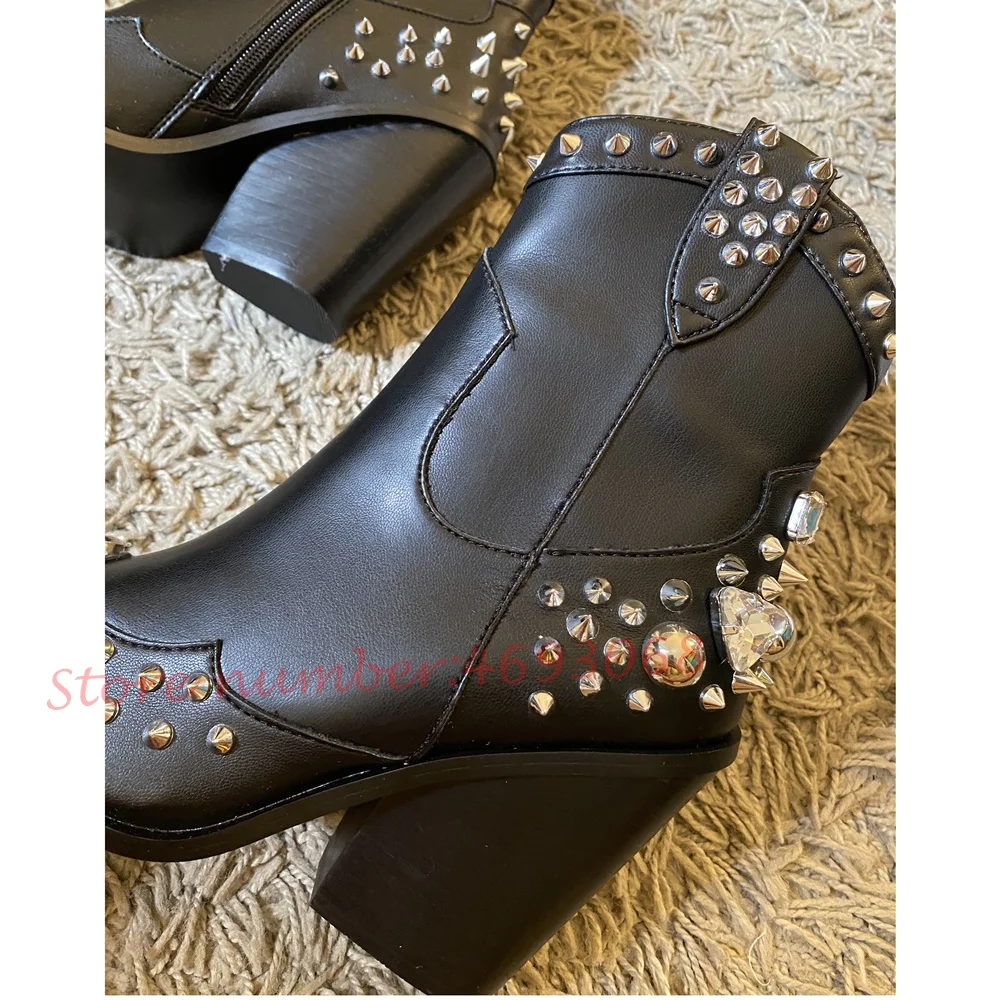 Rivetti di cristallo stivali Chelsea neri da donna gemme Appliques stivaletti di lusso tendenze femminili Splicing in pelle scarpe da sera a punta