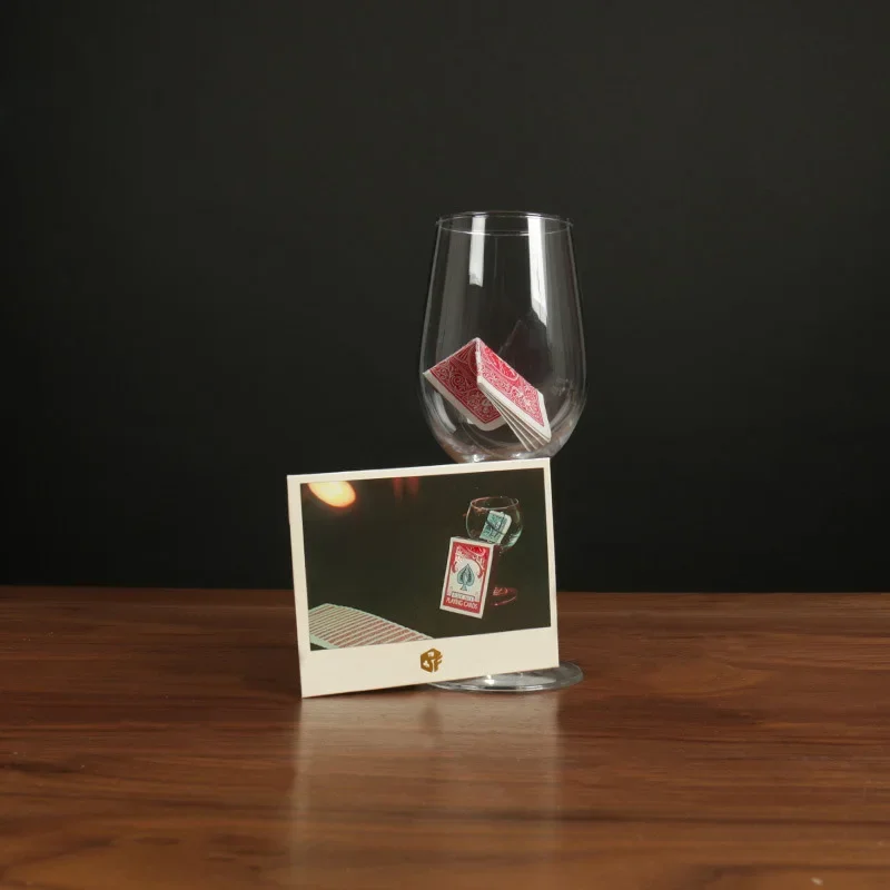 Just the Soul par Adrian Vega Card Decks, Close-Up Performer, Magic Trick Props, Gimmick Icidal Voltage, Magician Mentalism Fun