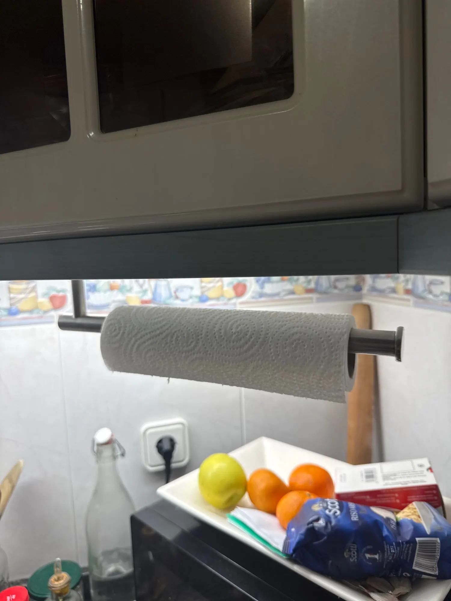 Kitchen Paper Towel Holder Adhesive Tissue Hanger Toilet Roll Paper Dispenser Cabinet Storage Napkin Rack Bathroom Accessories photo review