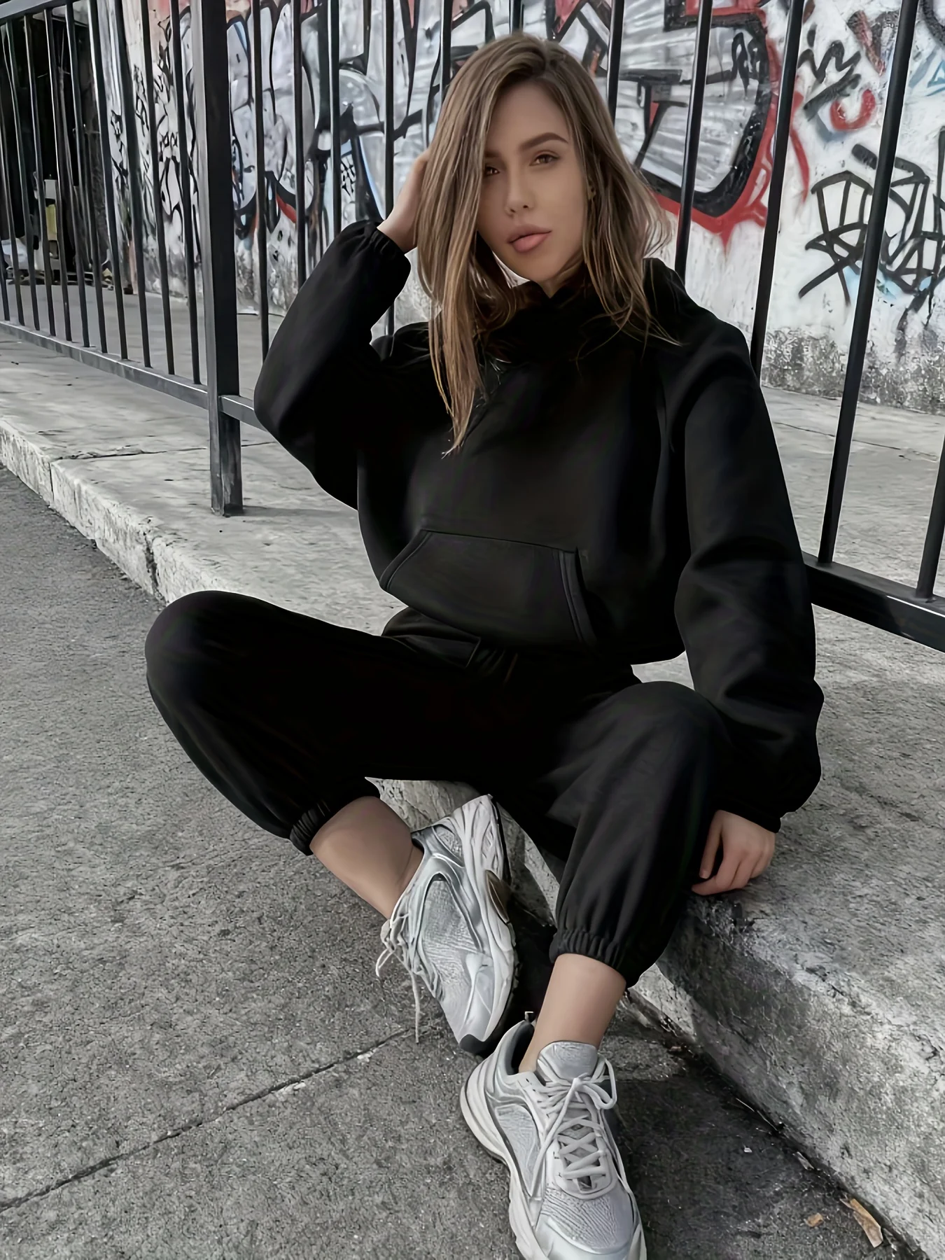 بدلة ركض نسائية كاجوال مكونة من قطعتين بأكمام طويلة مع بدلة سويت شيرت بجيب #3