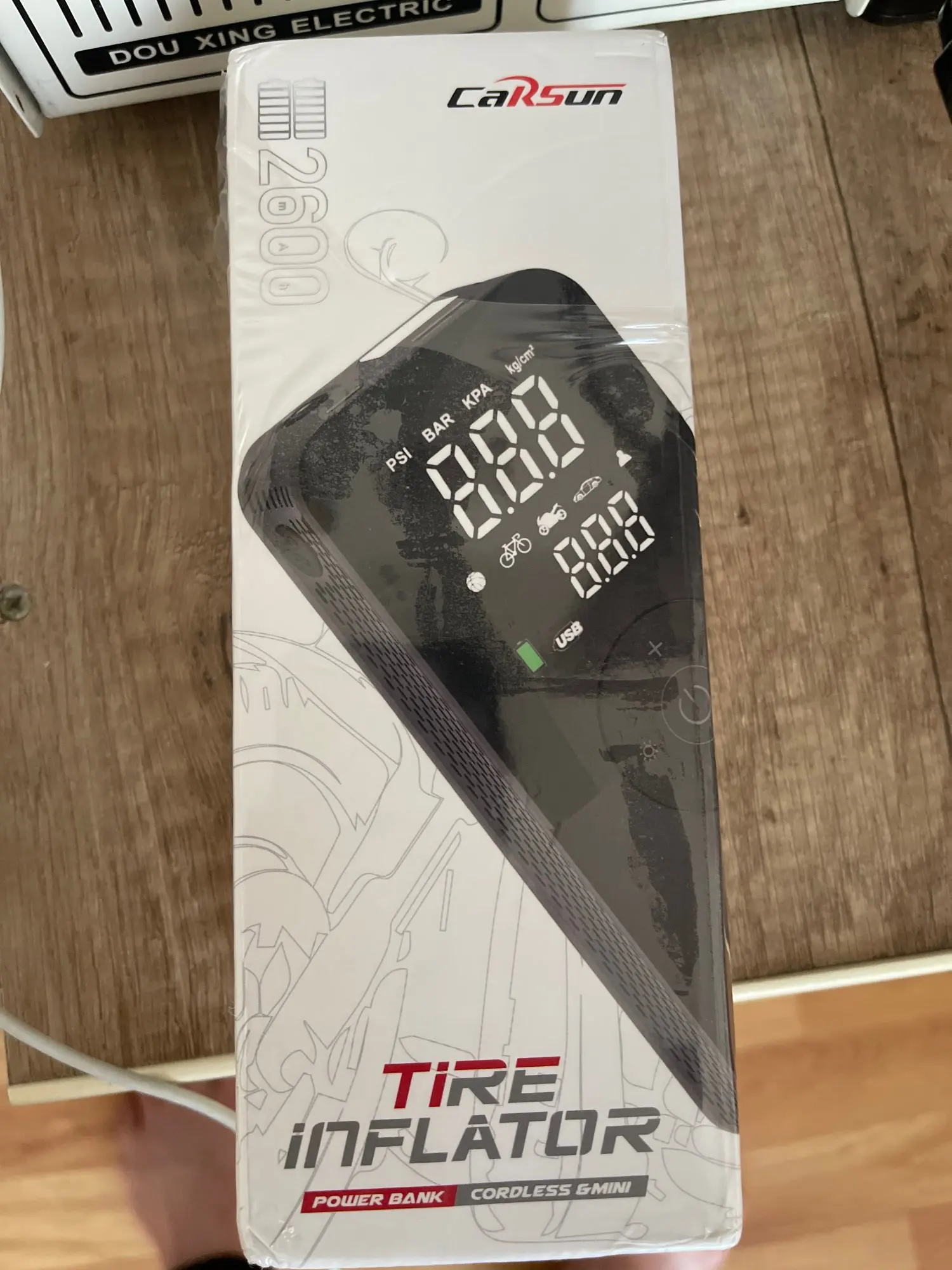 VanVolt AirGo™ Cordless Digital Tyre Inflator - Portable 150 PSI Air Pump photo review
