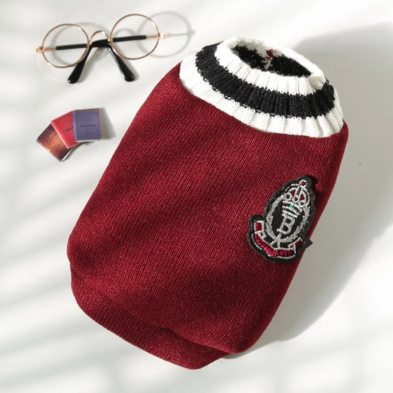 Autumn and winter new knitted vest V-neck college style pet dog cat clothes vest Teddy Bo Beauty products image 3