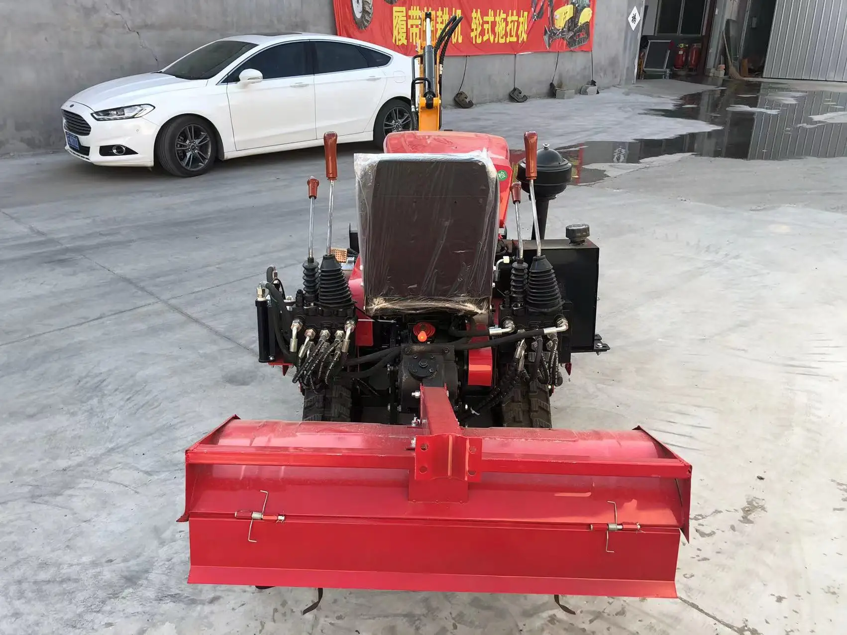 Anpassung EPA Euro V Multifunktions-Kompakttraktor mit Bagger 25 PS Raupentraktor-Grubber