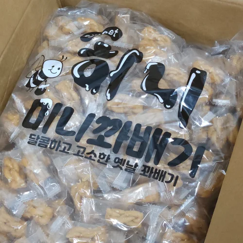 Honey mini pretzel individually packed mouth-to-mouth large-capacity bulk hand-to-stop taste sweet and savory Beom snacks