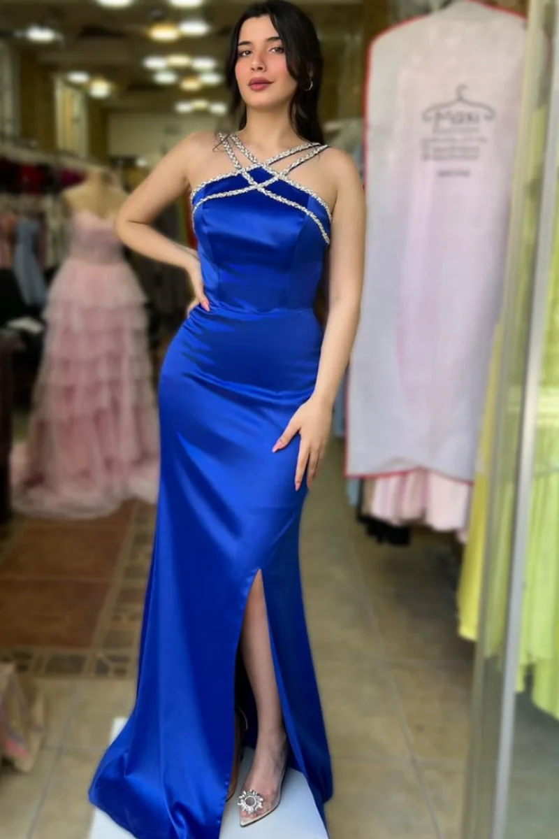 Jessica Abiti da sera con ornamento al collo con perline fatti a mano Abiti da ballo in raso blu Vestibilità slim con spacchi laterali Abiti da festa personalizzati