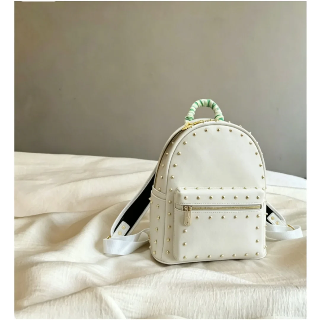 

New Women's Size 26×31CM Letter-printed Large-capacity Lightweight Backpack With Dual Shoulder Straps