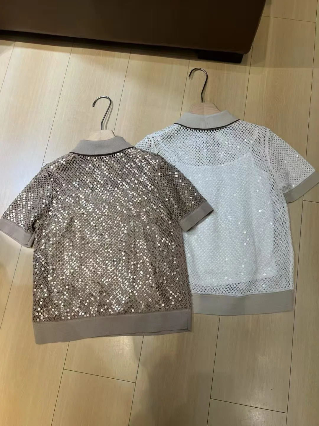 Autumn women's exquisitely sequins trimmed knitted linen cotton short sleeved polo neck top