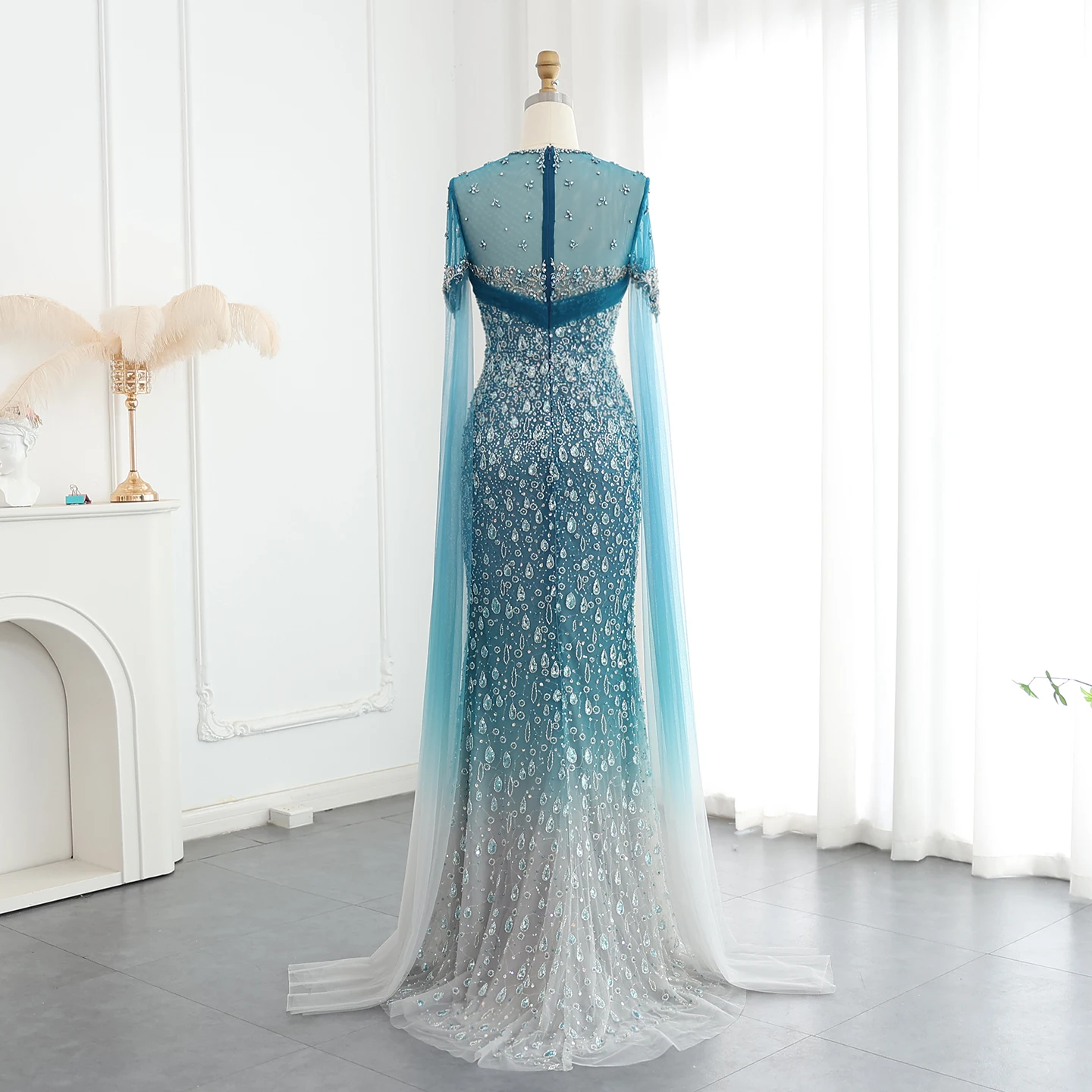 Sharon กล่าวว่า Luxury Turquoise คริสตัล Mermaid ดูไบชุดราตรี Cape สําหรับคํางานแต่งงาน Gowns SS666 ที่กําหนดเอง