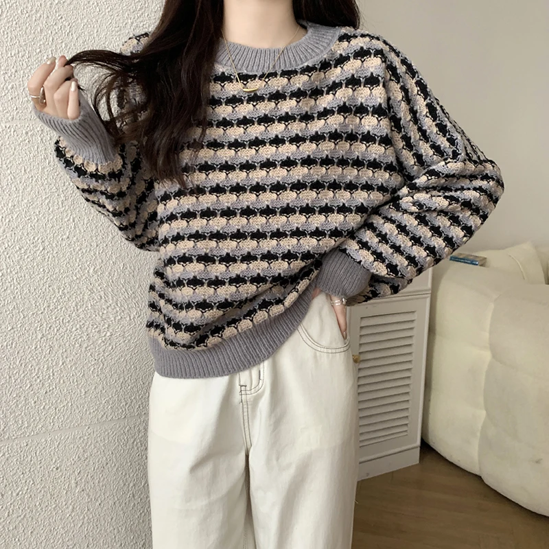 

Women's Autumn/Winter Loose Pullover Contrast Round Neck Sweater Coat