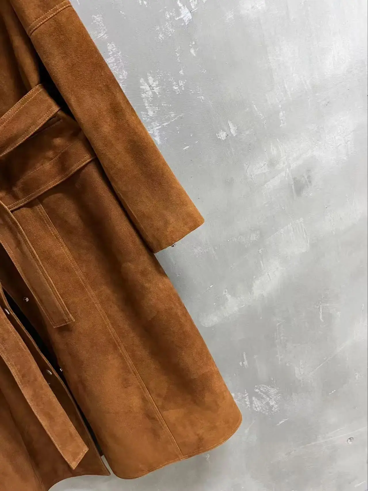 เสื้อโค้ทยาวหนังกลับทรงหลวมคุณภาพสูงแบบคลาสสิก