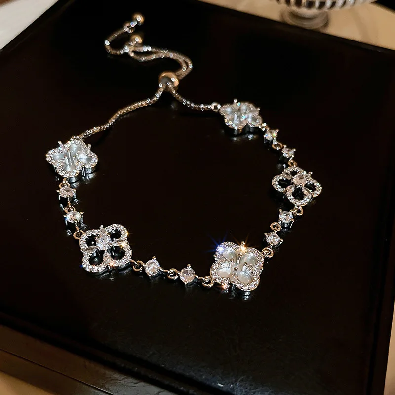 Four-Petal Zircon Flower Bracelet Light Luxury High-End Temperament Adjustable Bracelet New Style Hand Jewelry For Women