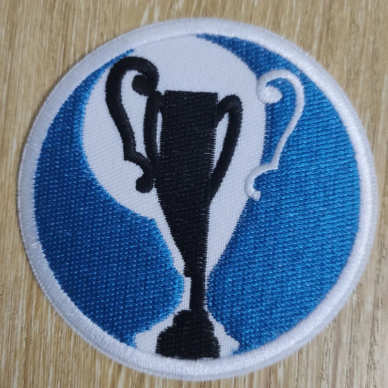 Insignias de fútbol Retro bordadas, parches bordados de tela de fútbol de alta calidad