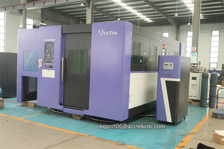 Mesin pemotong Laser serat Cnc SS, mesin pemotong Laser tabung piringan logam tertutup penuh daya tinggi 6000W dengan Platform ganda