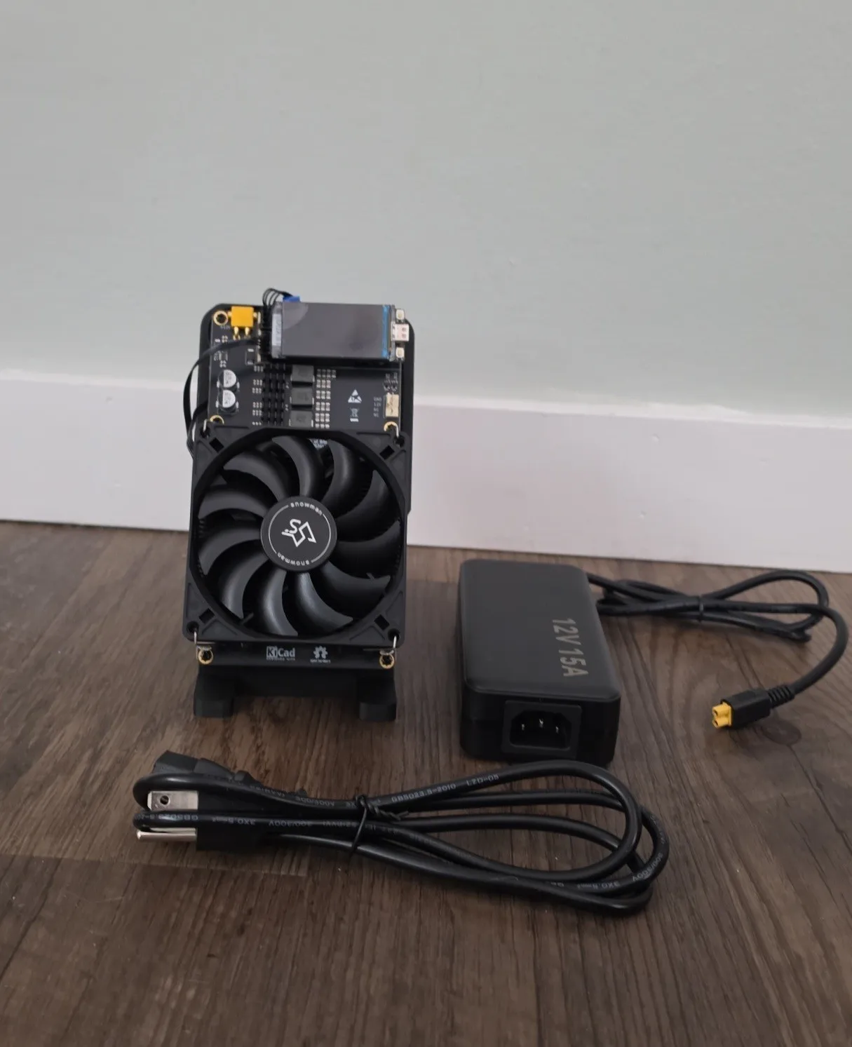 

Купите 2, получите 1 бесплатно: Bitaxe Gamma 601 Bitcoin Miner, машина для майнинга BTC с открытым исходным кодом для одиночной добычи.