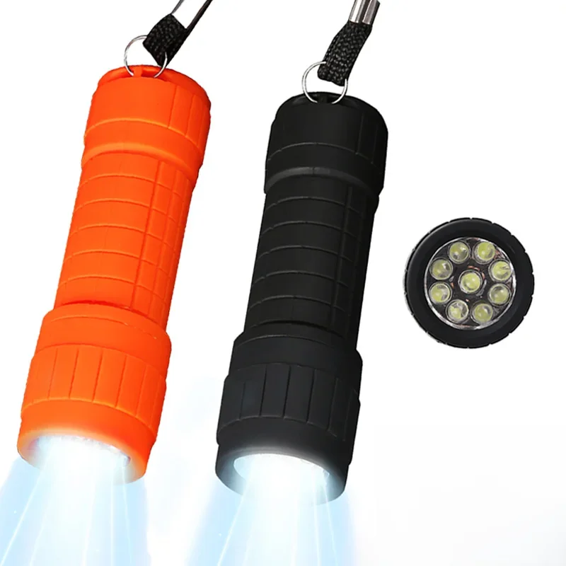 Mini lampe de poche à 9 LED, lampe de poche d'extérieur, étanche, torche de Camping, lanterne, utilisation de batterie AAA
