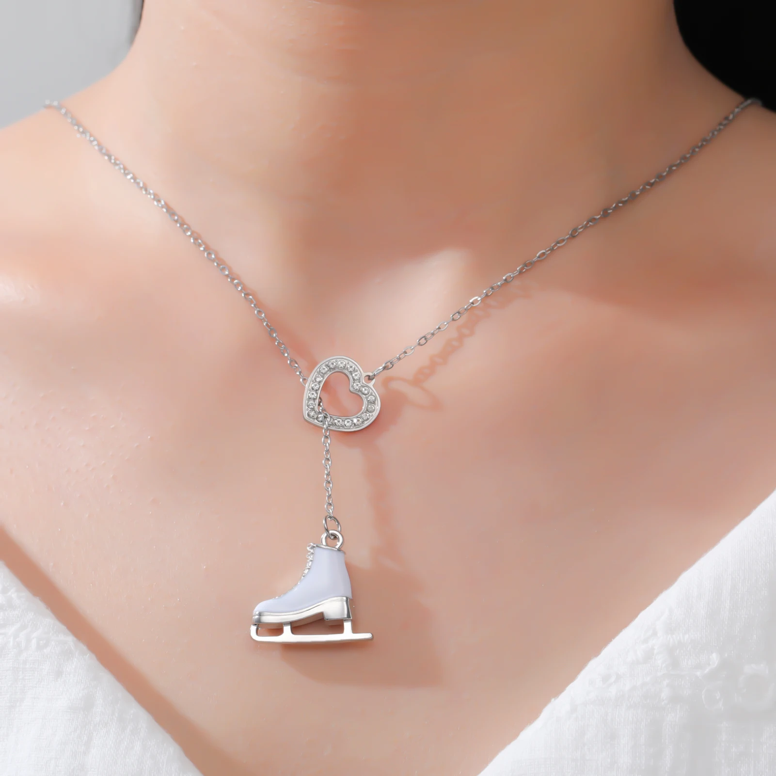 Unift – colliers avec pendentif de chaussure de patinage, en acier inoxydable, chaîne de cou de patineur de Sport, à la mode, cadeau pour les amateurs de patinage
