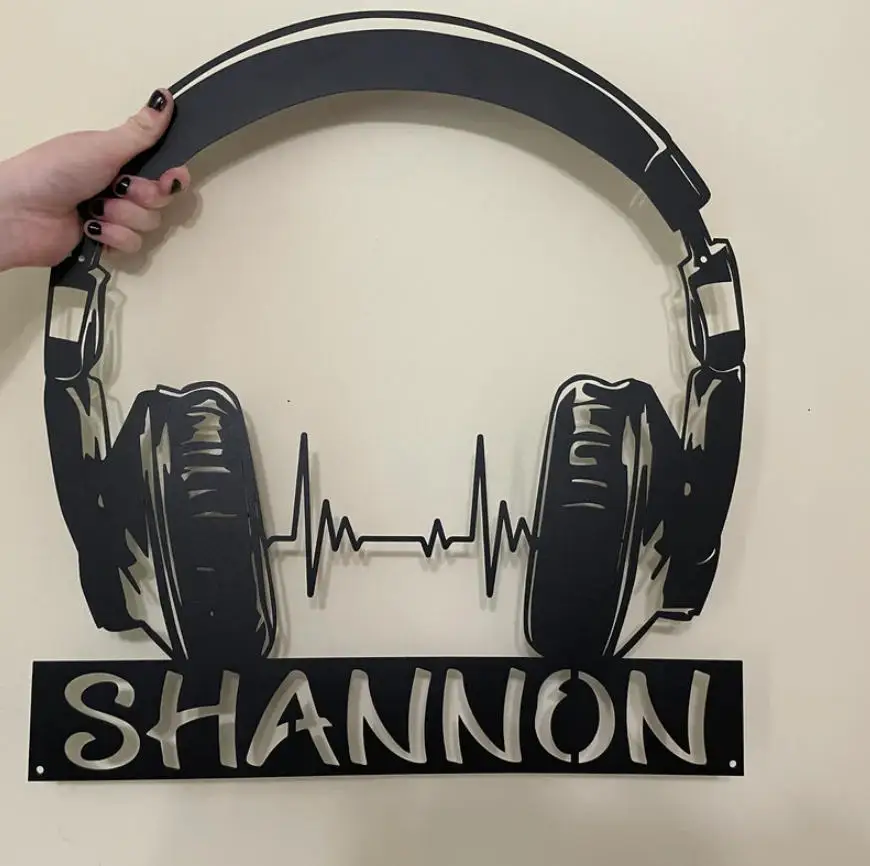 

Металлические настенные наушники на заказ, персонализированный декор для наушников, подарок для любителей музыки, знак с именем клуба DJ Sound Studio
