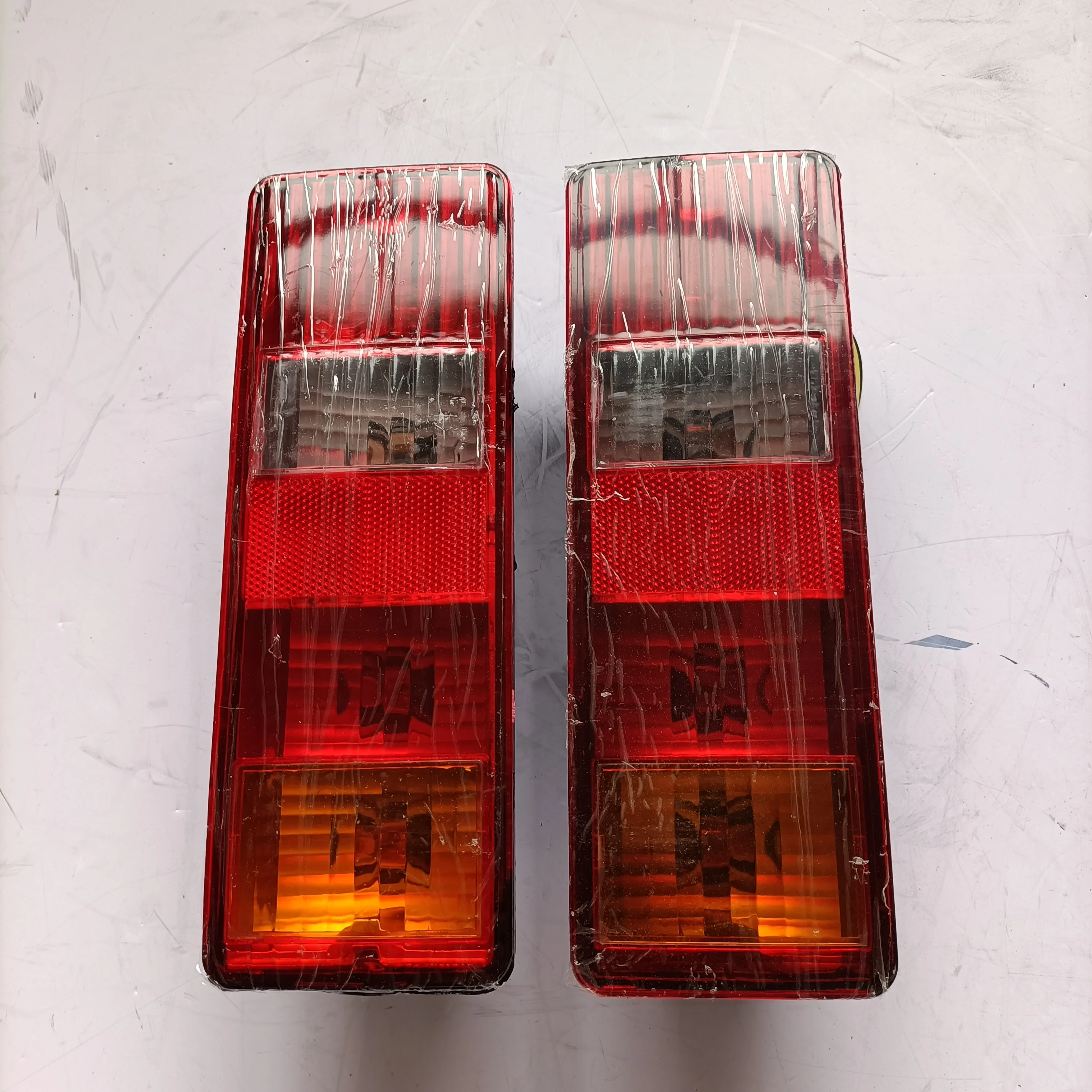 Auto Parts 1.3L Tail Lamp/Rear Light/Combination Light For Lifan Foison 479Q