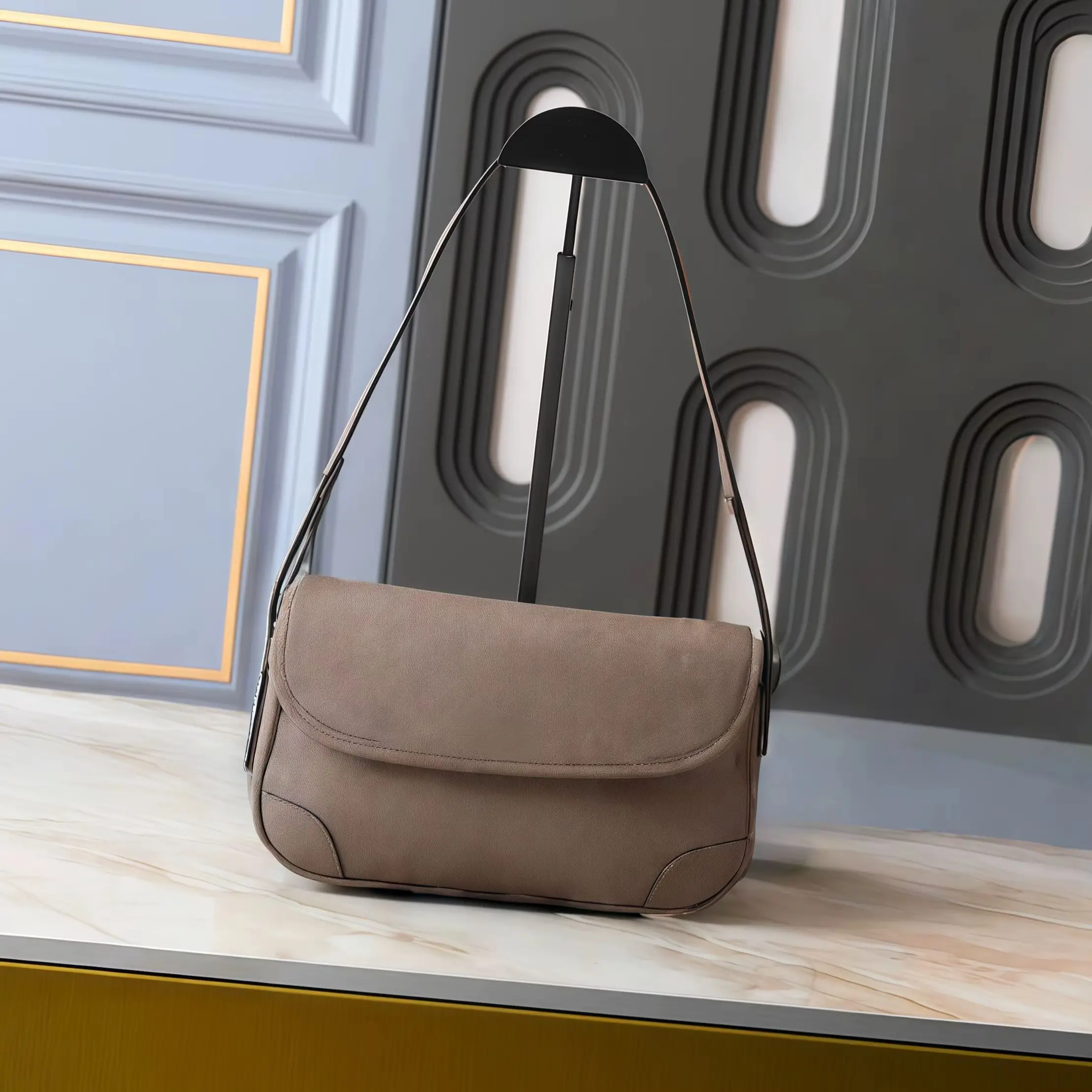 

2025 New Adjustable and Detachable Handbag Crossbody Bag Multifunctional Women s Backpack Brown 25 9 15 cm