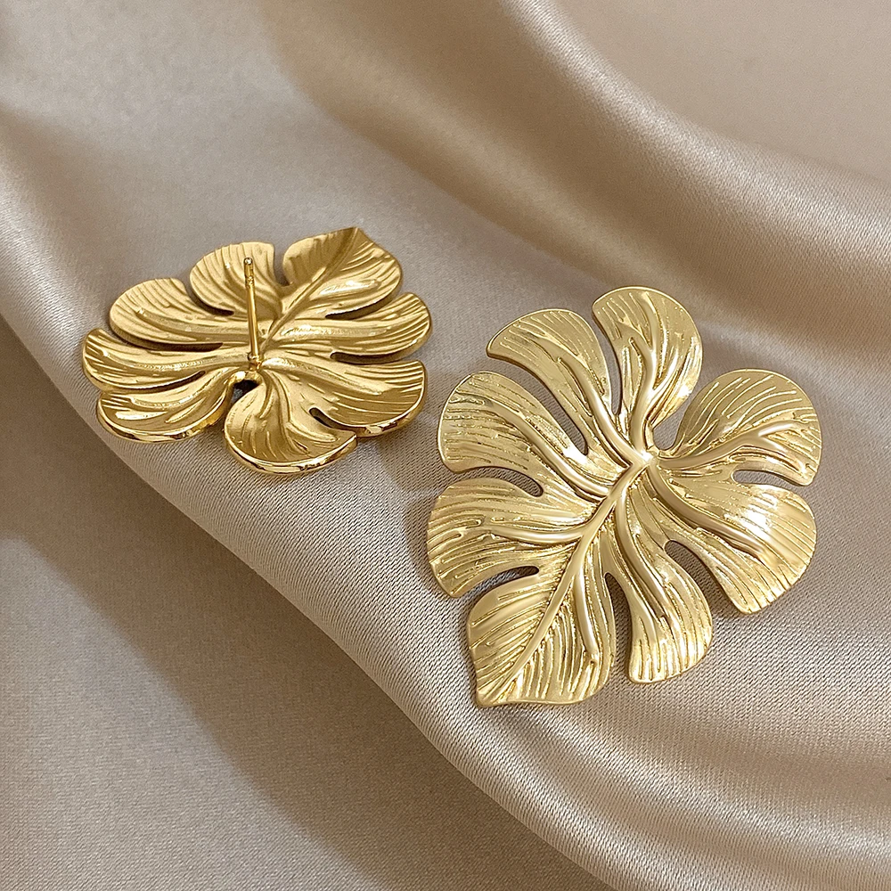 Elegant สแตนเลสขนาดใหญ่ Leaf STUD ต่างหูสําหรับผู้หญิงกันน้ําเรียบโลหะสีทองเจาะต่างหู 2025 เครื่องประดับอินเทรนด์
