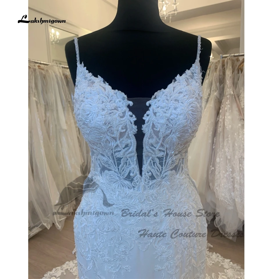Lakshmigown Luxuriöse Spitzen-Meerjungfrauen-Hochzeitskleider 2026 Rückenfreie Sexy Kirchen-Brautkleider mit Langer Schleppe, Perlenstickerei und Spaghettiträgern – Detail 3