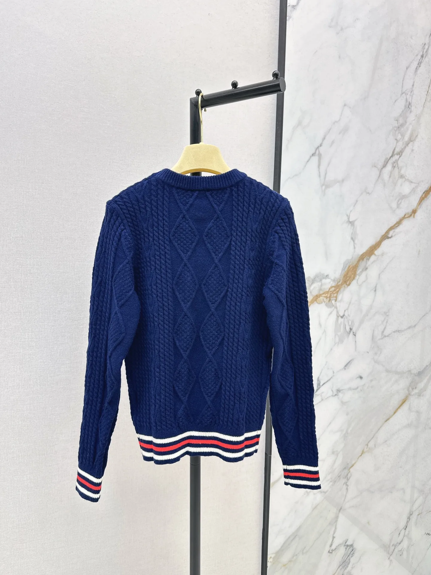 

2052 New and Comfortable Early Autumn Preppy Style Bow Round-neck Short-sleeved Sweater