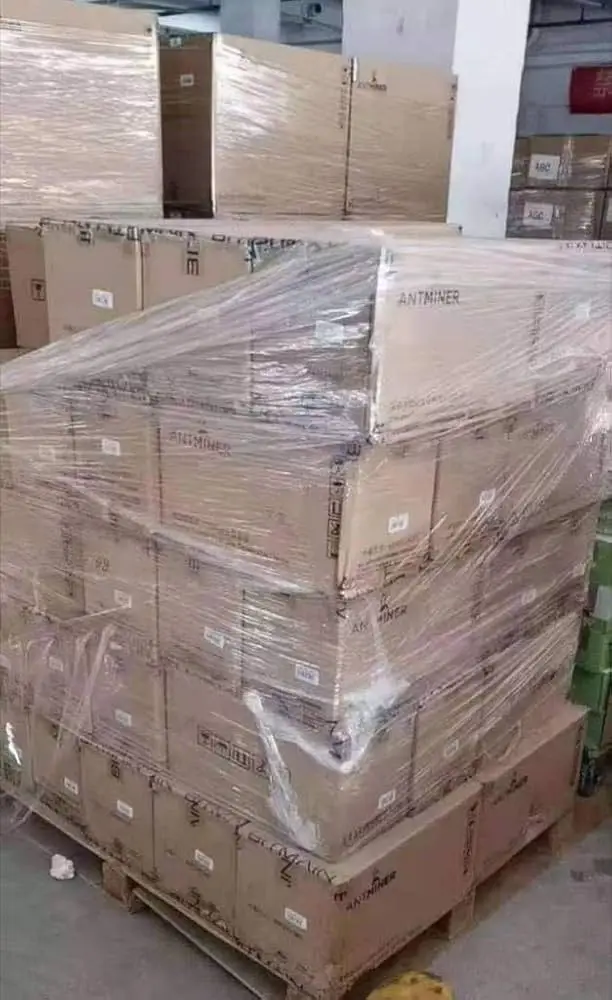 

XX IN STOCK Buy Bitmain Antminer S21 Pro (245TH) - Bitcoin Miner (BTC)