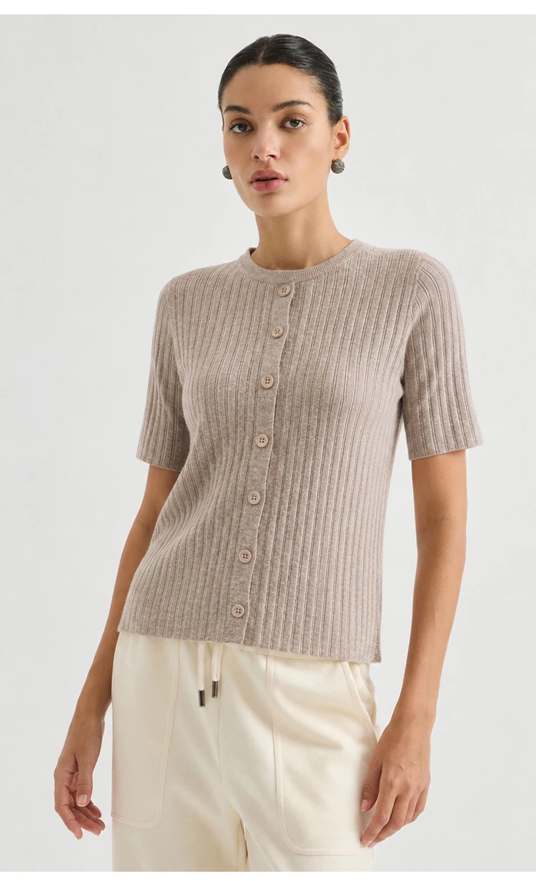 MZ62010 Damen-Pointelle-Strickpullover mit Rundhalsausschnitt, kurzen Ärmeln, Knopfdetails, Modal-Mischung, lässiger Pullover für den frühen Herbst – Detail 9