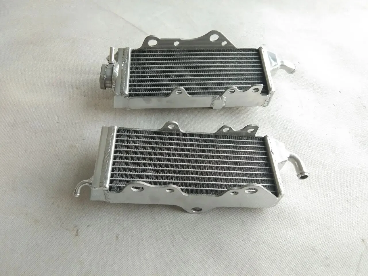 Dla 1989-1996 Honda CRM250R CRM 250 R grzejnik aluminiowy chłodnica płynu chłodzącego 1989 1990 1991 1992 1993 1994 1995 1996 — zdjęcie 2