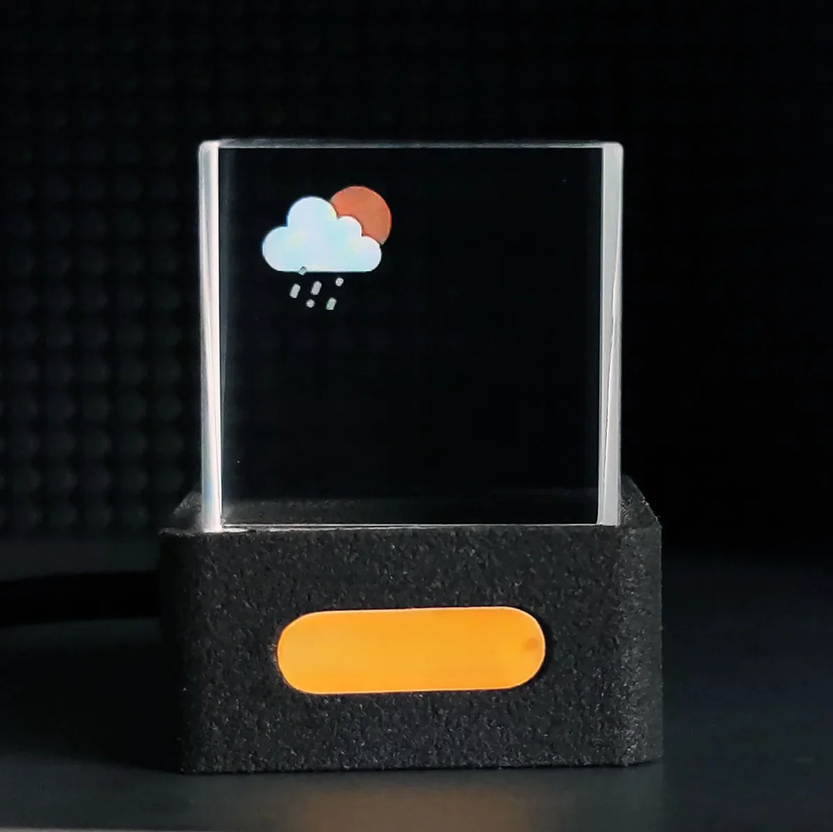 GeekMagic GIFTV Crystal Cube Photo affichage holographique bureau Station météo intelligente horloge numérique avec Album d'animations GIF