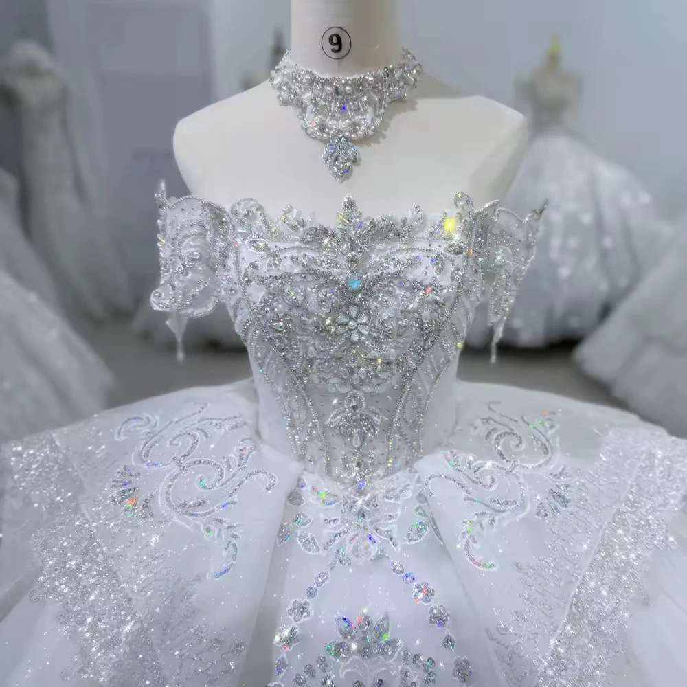 

Off White Wedding Dress Off The Shoulder Lace Up Back Sequined Beading Embroidery Ball Gown Bridal Dress