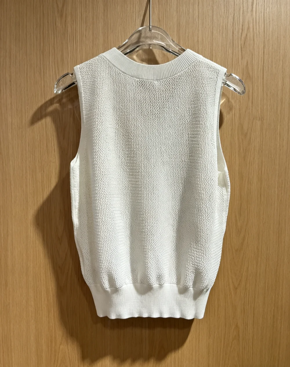 2026 New Style Womens White Vest Size M L Loose All Match Code 008
