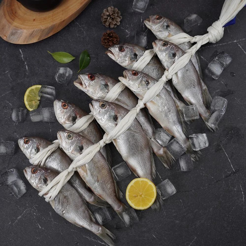 10 White oysters and 1 (about 1.2kg)