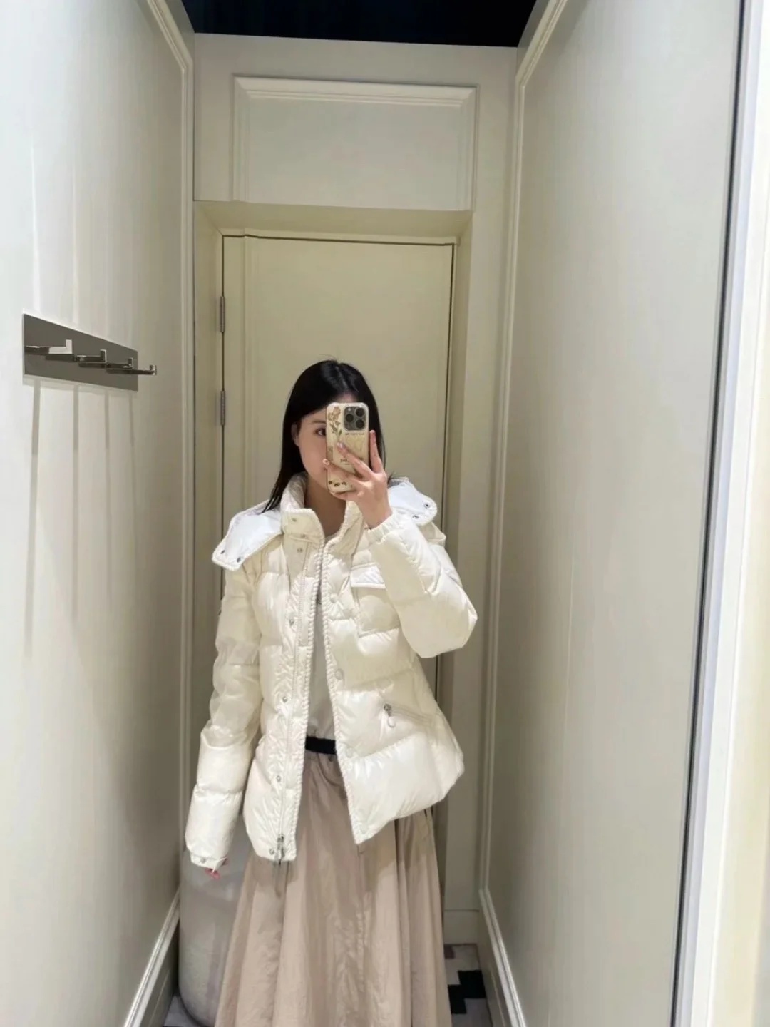 · donna, stile principessa, chic · vestibilità slim, vita stretta, silhouette a clessidra · piumino, cappotto trapuntato, cappotto invernale