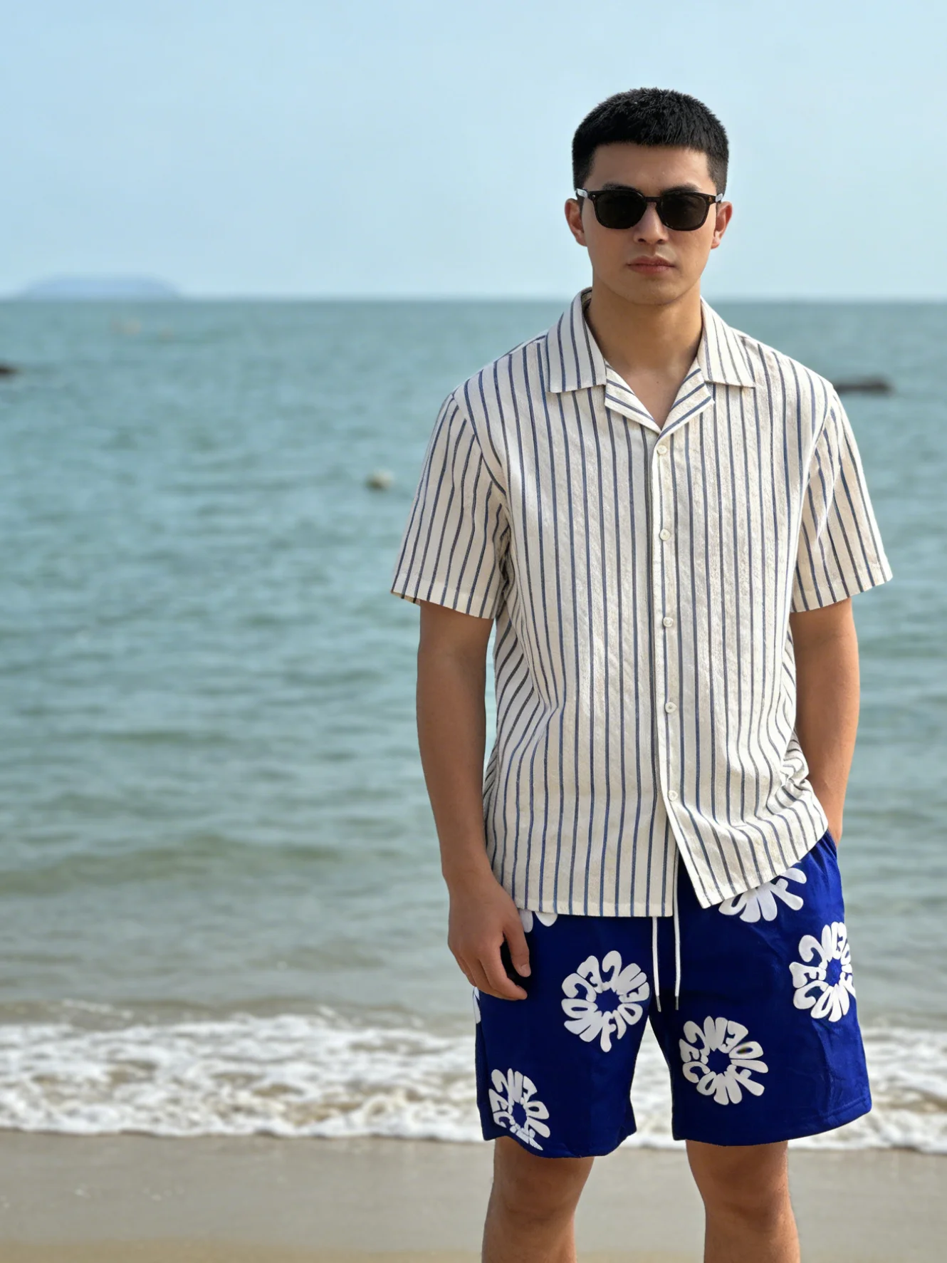 

Hot-selling men's thick short printed sports shorts, sports pants, casual shorts, sports shorts