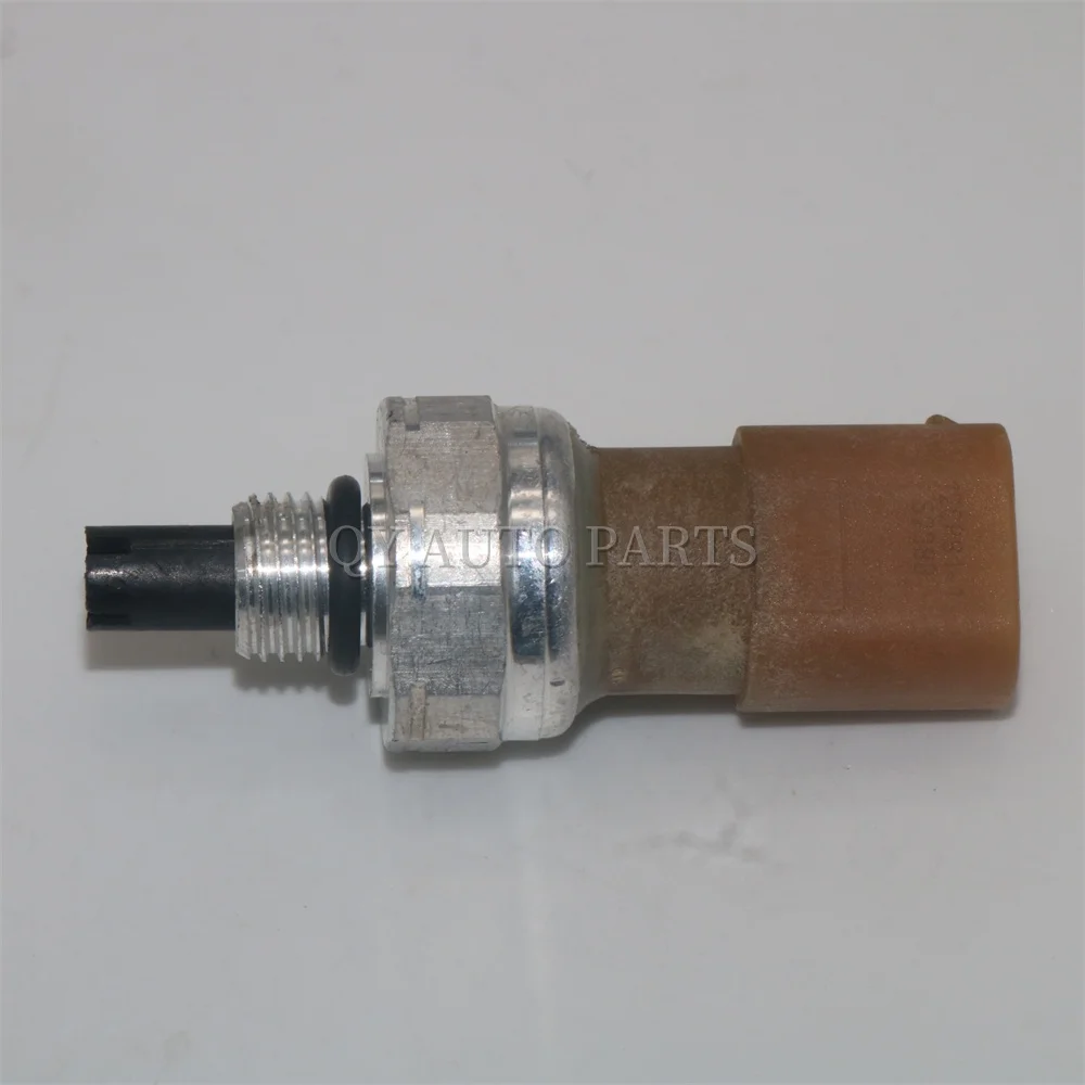 

12CP81-1 1008515-00-B 1062583-00-C Air Conditioning Pressure Sensor