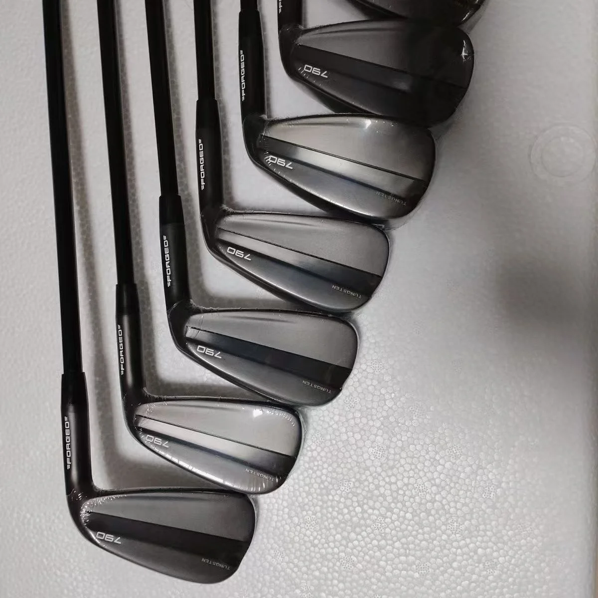 

Brand New Golf Clubs 790 gen4 black golf iron Tungsten Forged Irons Set 4-9P 7PCS R/S Flex Graphite/Steel Shaft