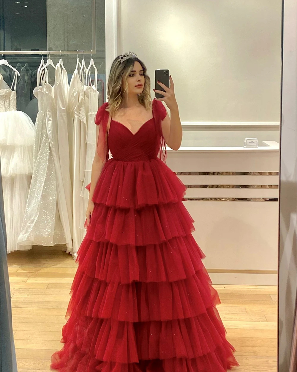 Msikoods Customized Red Tulle Tiered Prom Gown Girl V Neckline Quinceanera Dress Luxury Off-Shoulder Elegant Evening Party Dress