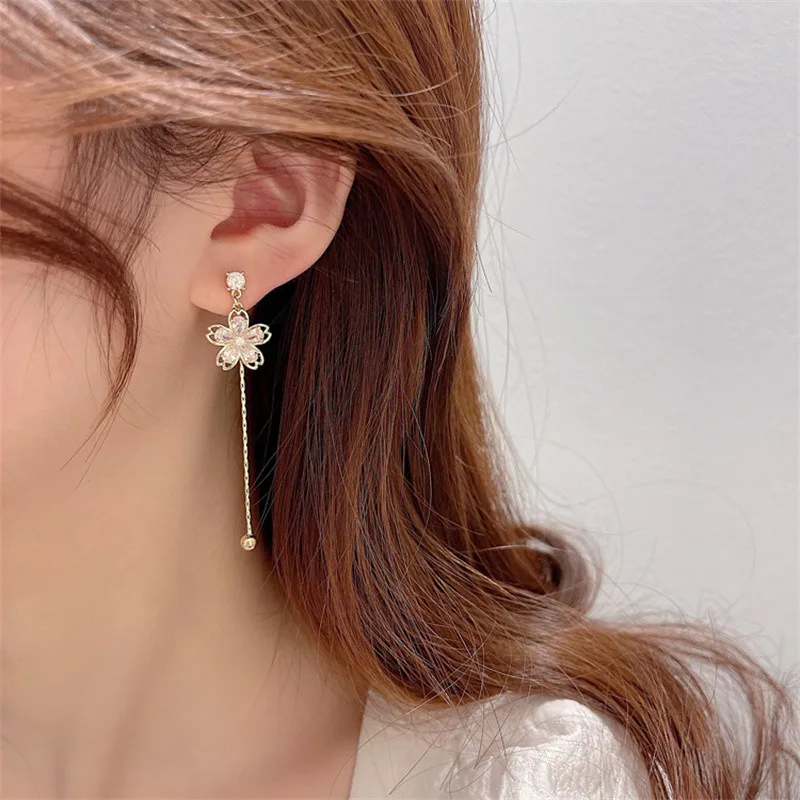 Vergoldete Kristallblatt-Quasten-Tropfenohrringe für Frauen, glänzende Zirkon-Blume, baumelnde Ohrringe, Hochzeit, Schmuck, Geschenk, Y2k – Detail 37