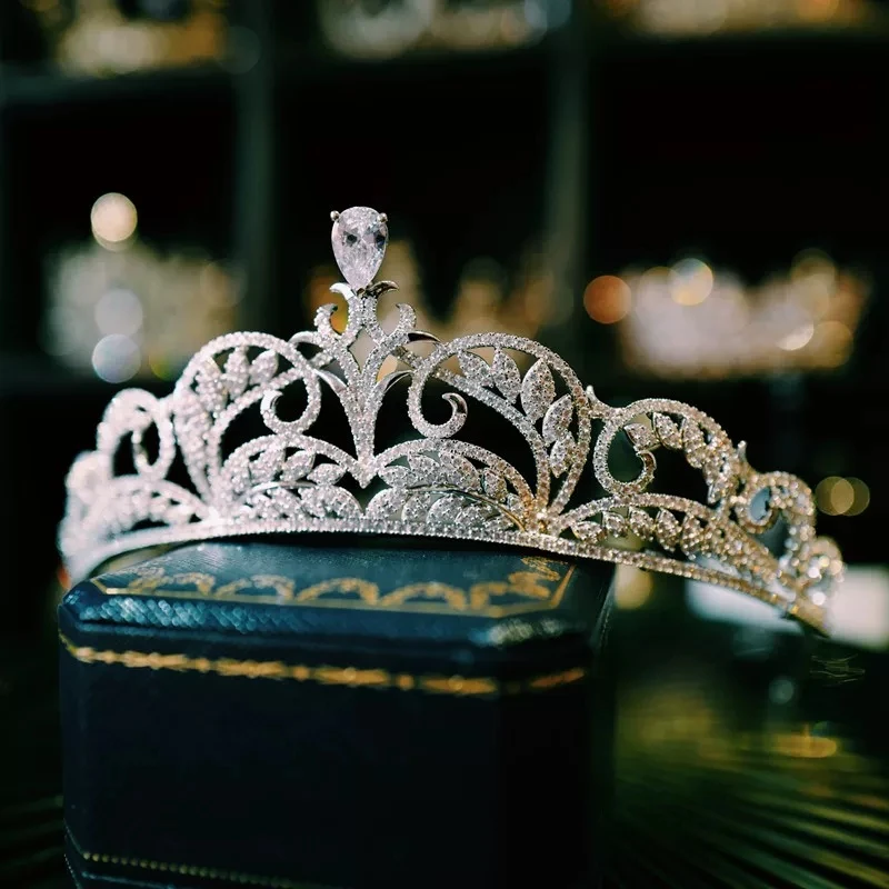 Luxurious High-End Cubic Hair Crown Headpiece for Bride Princess Children's Coming-of-Age Elegant Wedding Tiaras Accessory