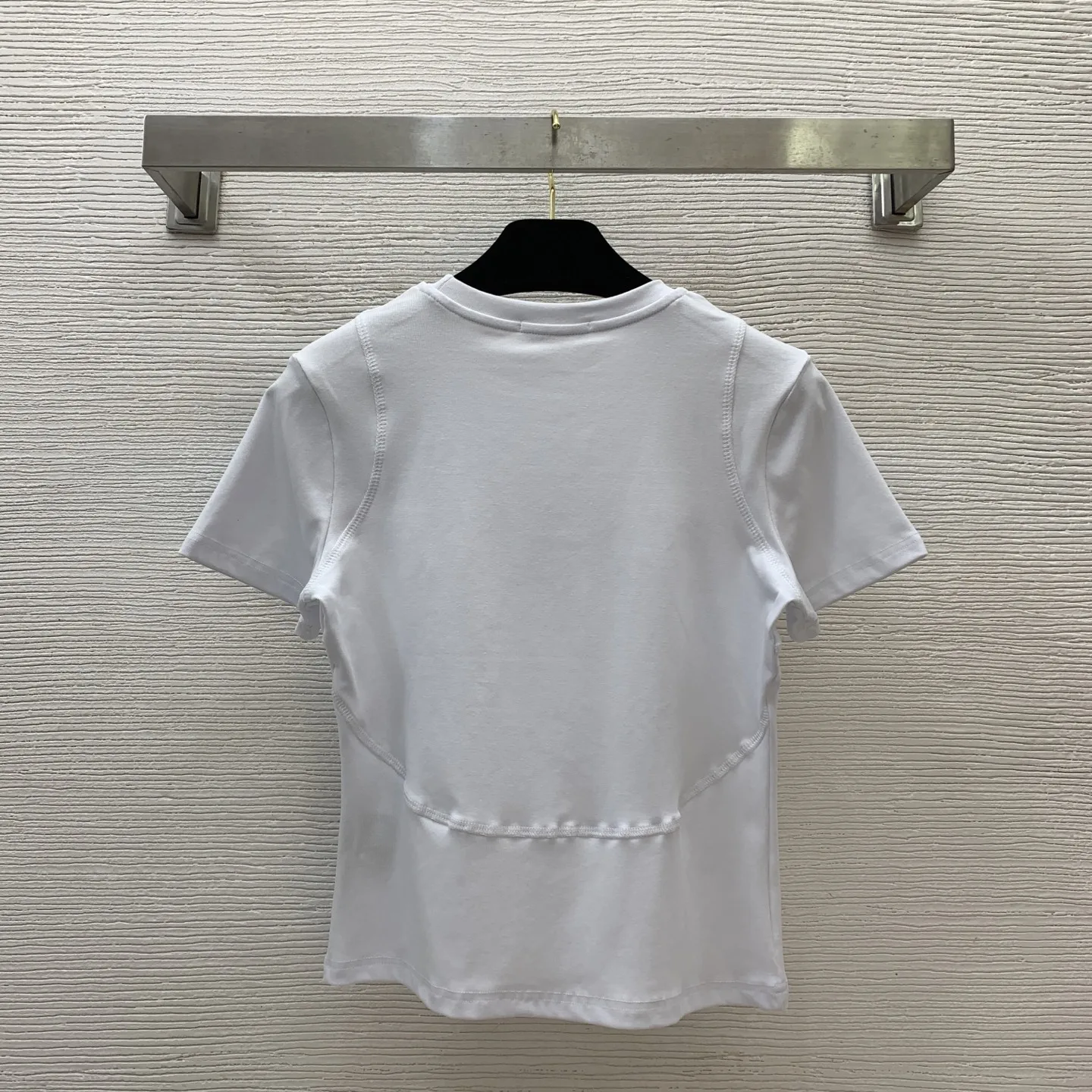 

2025 Summer Must-Have! Slim-Fit Short-Sleeve Tee - Solid Color Splicing, Round Neck, Perfect for Gym & Casual Hangouts