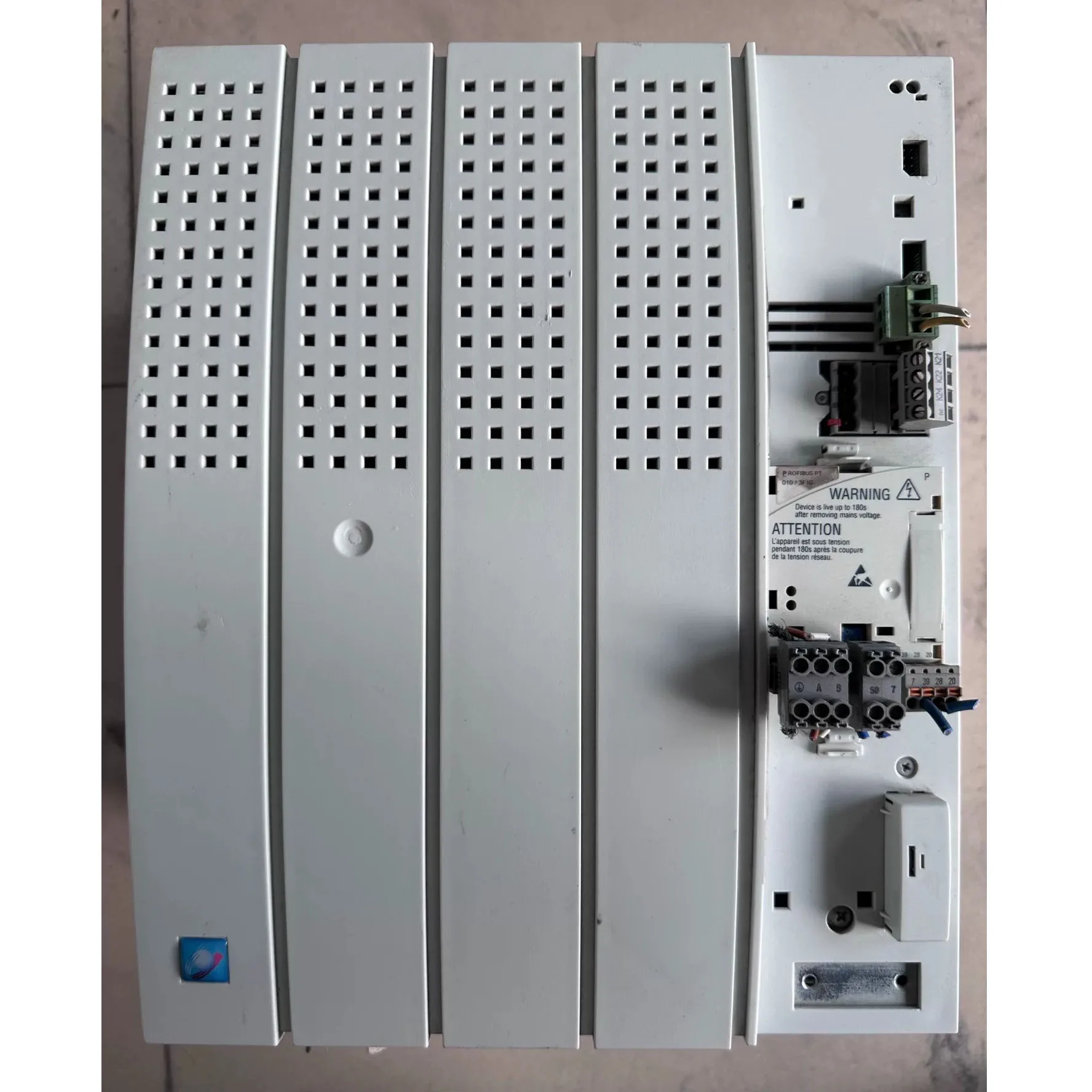 E82EV223K4B201 inverter used in good condition