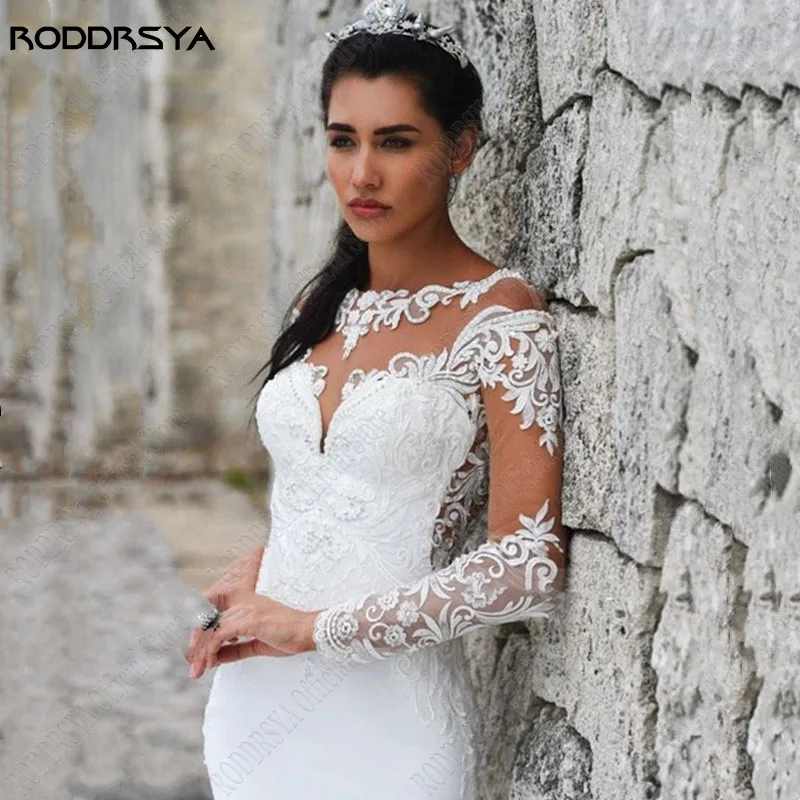 RODDRSYA Meerjungfrau Hochzeit Kleid Illusion Scoop Spitze Zurück Tasten Vestidos De Noiva Mariage Brautkleid Braut Satin Applique Zug Meerjungfrau Brautkleid Illusion Scoop Spitze Zurück Knöpfe Vestidos De Noiva Braut