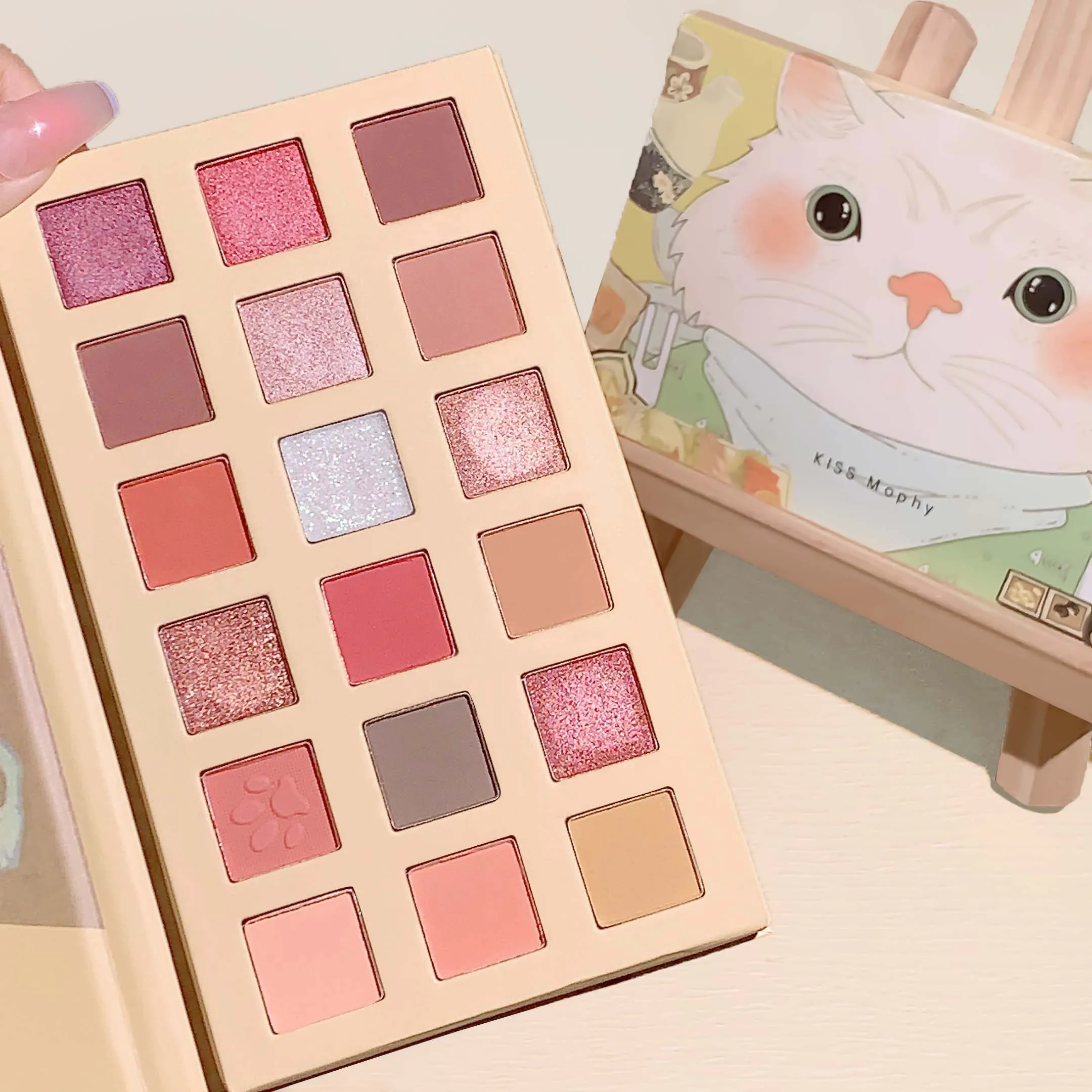 Tavolozza di ombretti per gatti a 18 colori, opaca perlescente accessibile, progettata per principianti e studenti, facile da creare occhi affascinanti